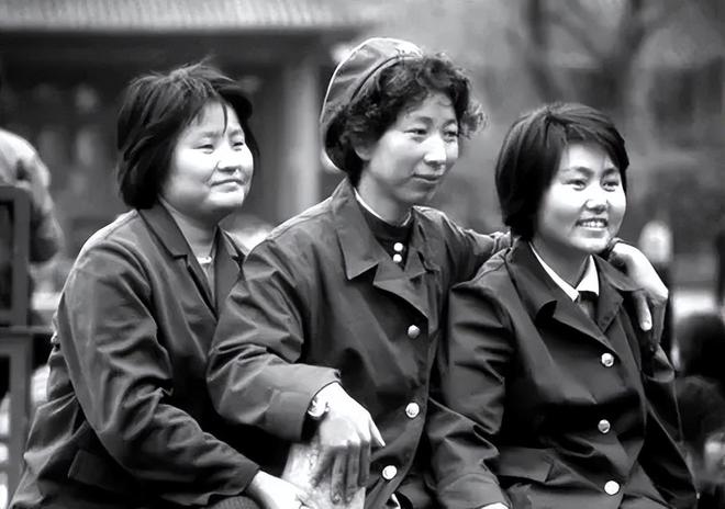 九游体育网站：60年代的中国是什么生活水平？摄影师拍到13张照片(图5)