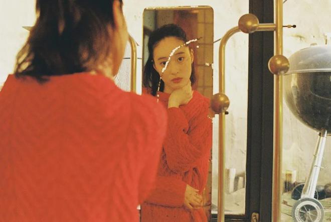 韩系摄影师NinaAhn作品引发热议网友称其照片超越日系风格。(图1)