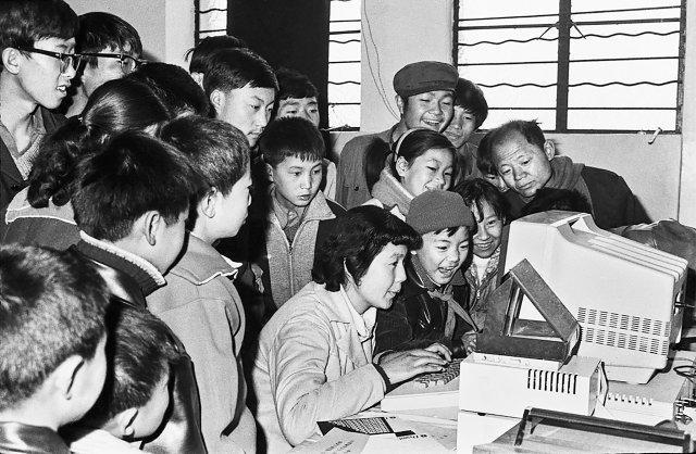 开屏人物｜摄影家刘建明：行摄云南60年记录人间百态(图3)