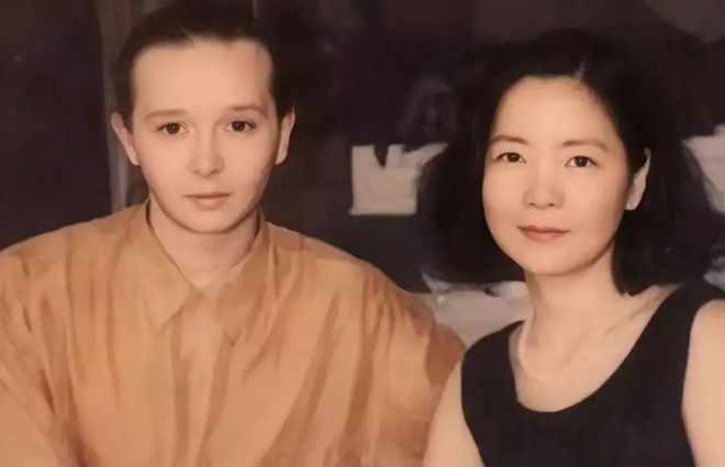 退圈30年竟还能“复出”多少人为她惊喜又泪目(图6)