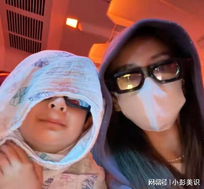 落地凤凰不如鸡！36岁杨颖兜兜转转干回老本行成内娱最大笑话(图21)