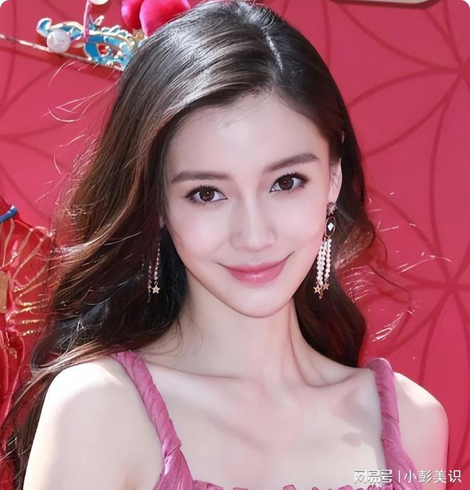落地凤凰不如鸡！36岁杨颖兜兜转转干回老本行成内娱最大笑话(图22)